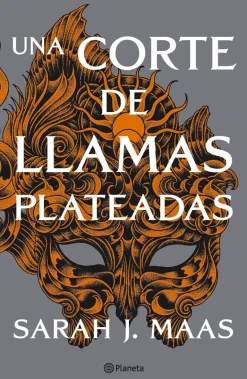 UNA CORTE DE LLAMAS PLATEADAS